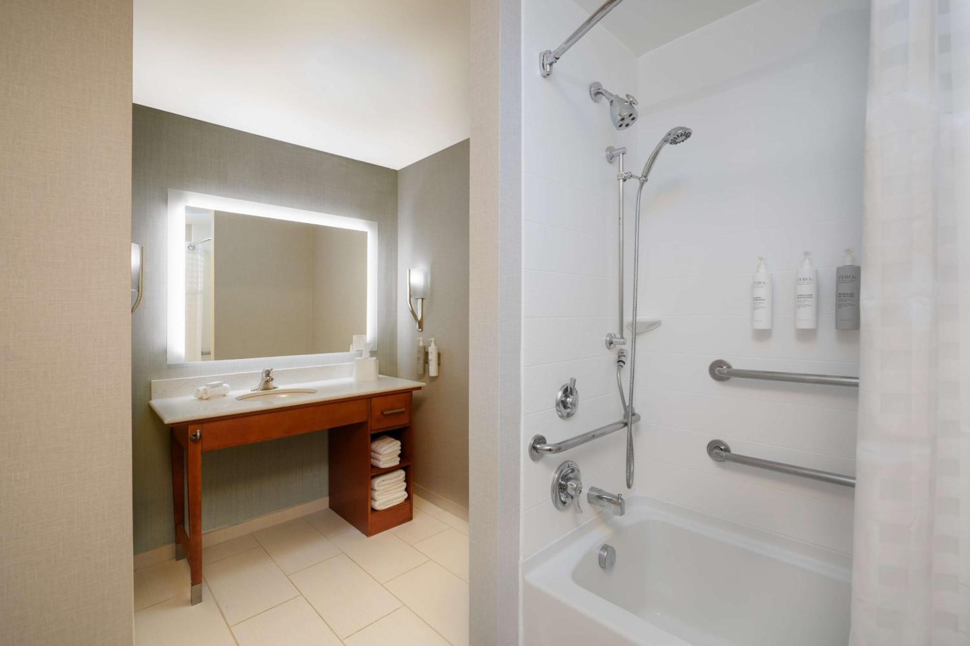 Homewood Suites By Hilton Gateway Hills נשואה מראה חיצוני תמונה
